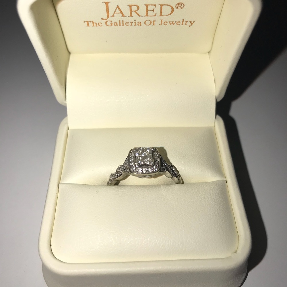 3/4K Princess Cut Diamond Ring